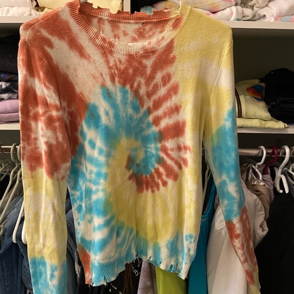 100% cotton tie dye sweater from sense of independence boutique - Picture 1 of 3